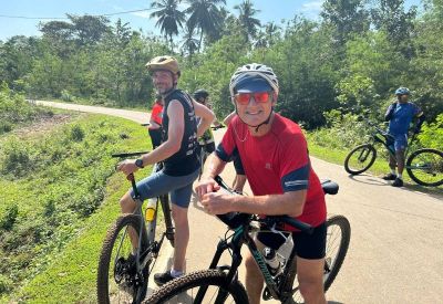  Helena and Martin Robinson Cycling on the  tour with redspokes